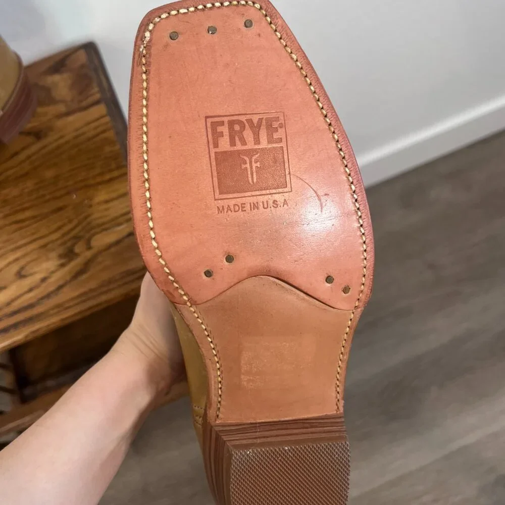 BANANA FRYE BOOTS BRAND NEW - Picture 3 of 10